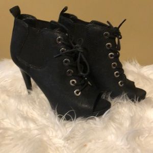 Nine West peep toe booties